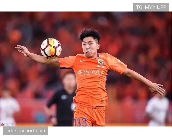 前中超球员金敬道涉嫌非国家工作人员受贿案开庭审理